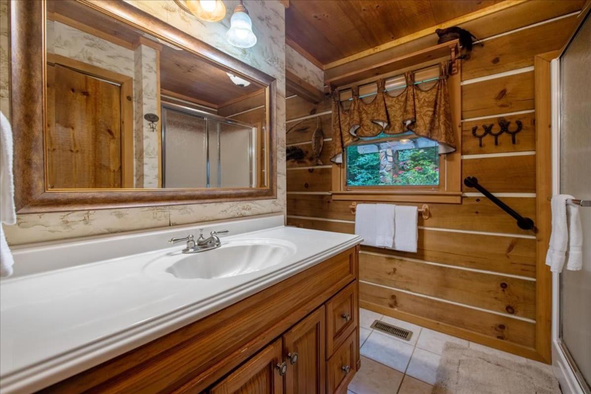 Waterfront Mountain Cabin With Hot Tub Villa Blue Ridge Dış mekan fotoğraf